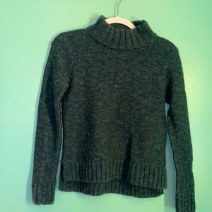 Hollister dark green turtleneck sweater